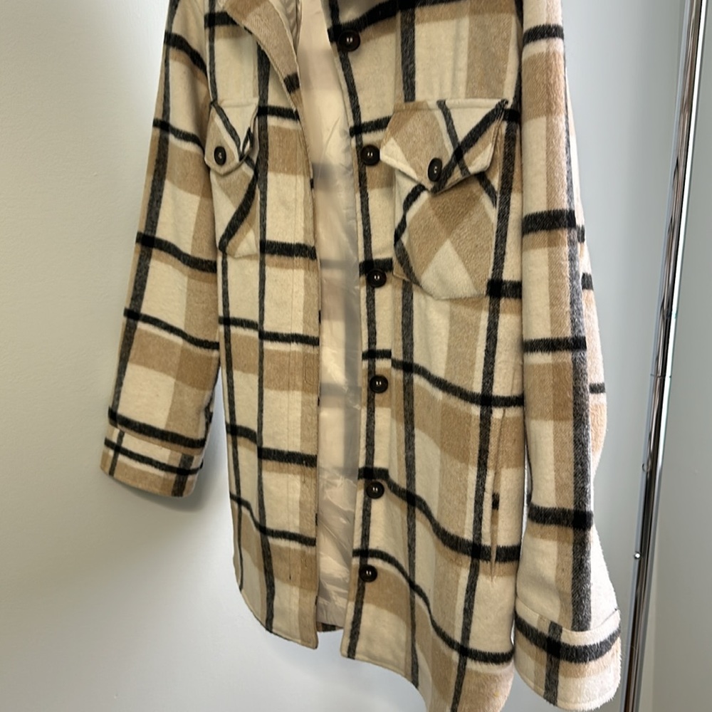 Thread Supply Shacket - Picture 2 of 8